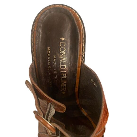 Donald J. Pliner Sz. 8.5 Strappy Slide-In Shoes Made in Italy Leather - Picture 8 of 9